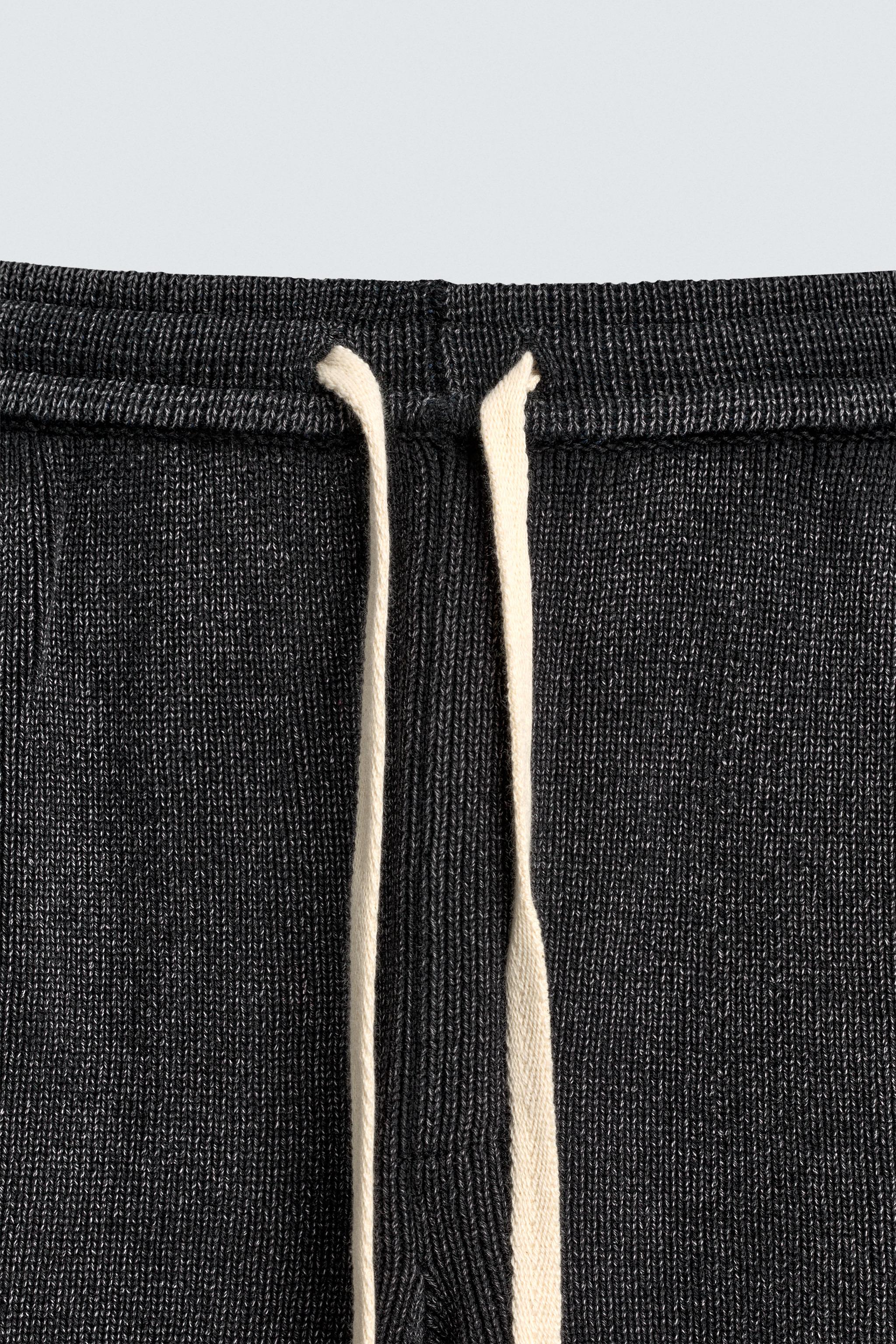 PANTALON EN MAILLE STRUCTURÉE